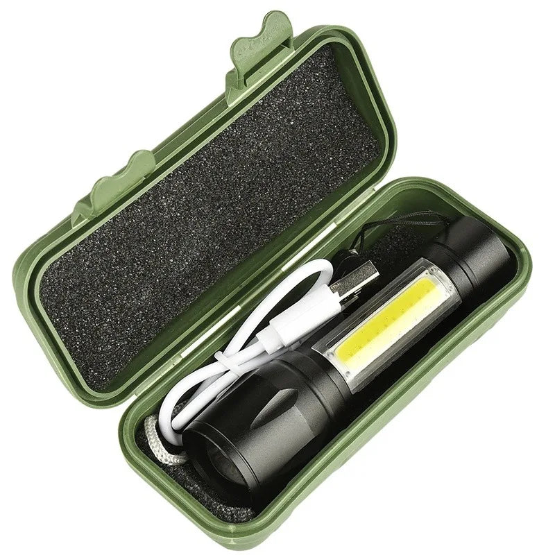 💡 LUZMAX | MINI LINTERNA TÁCTICA RECARGABLE  🔋  ¡COMPRE UNO Y OBTENGA DOS GRATIS!